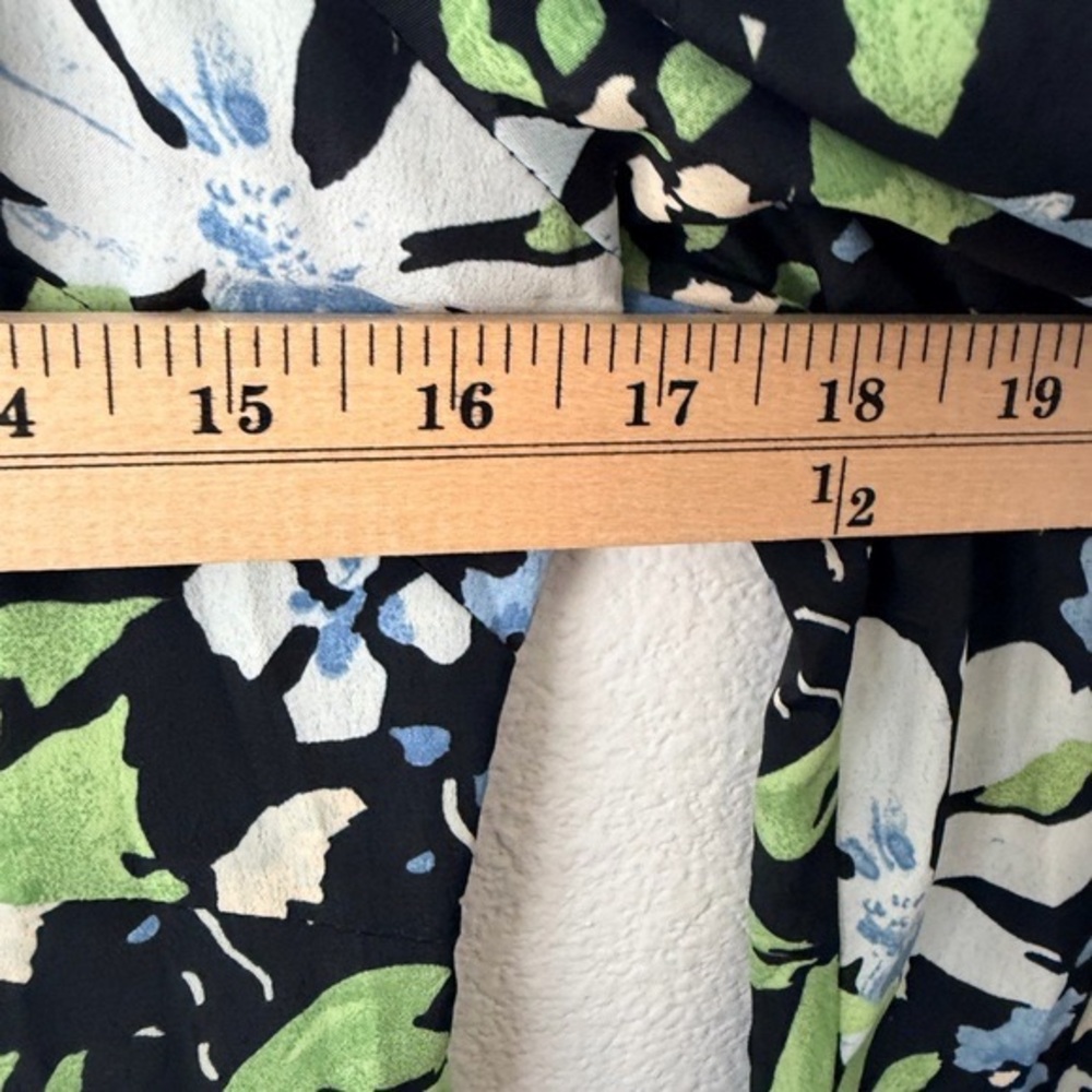Floral Long Sleeve Dress - Picture 2 of 6